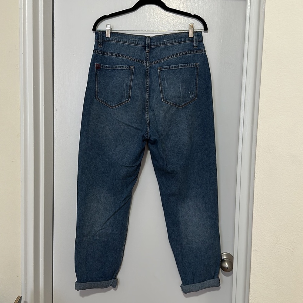 BDG Denim High-Rise Mom Jeans from Urban Outfitters - Picture 3 of 5
